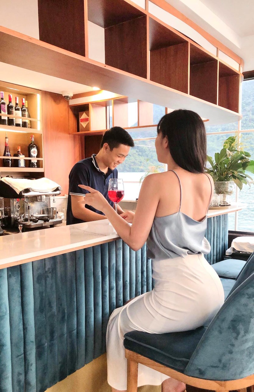 Du thuyền Catamaran Hạ Long – Lan Hạ trong ngày