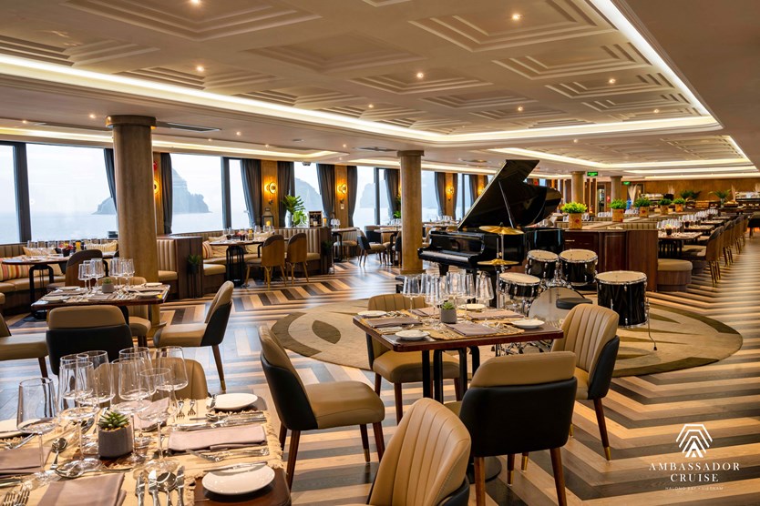 Du thuyền Ambassador Day cruise 6* vịnh Hạ Long