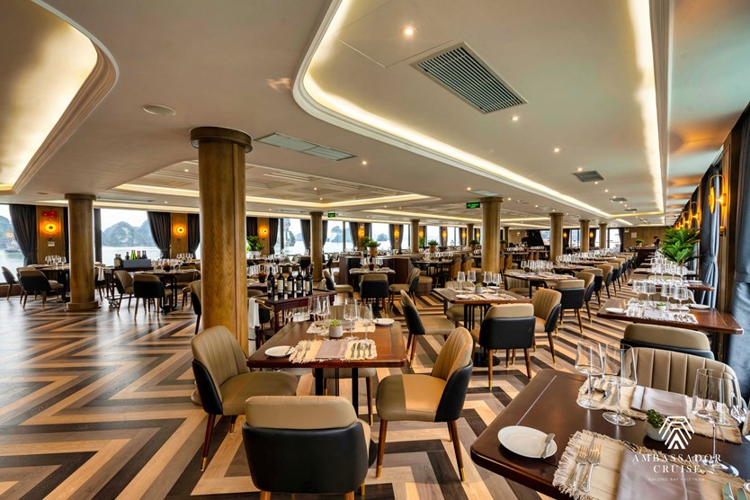 Du thuyền Ambassador Day cruise 6* vịnh Hạ Long