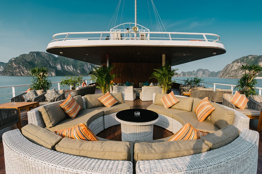 Du thuyền Catamaran Hạ Long – Lan Hạ trong ngày