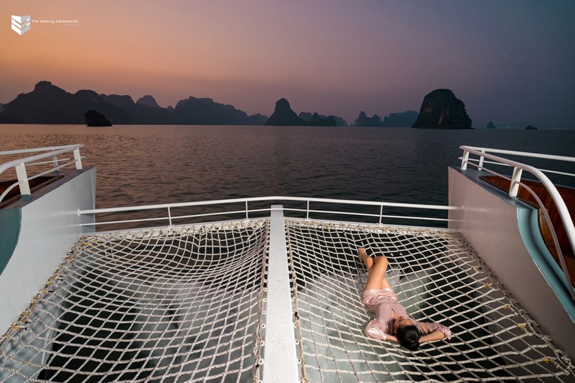 Du thuyền Catamaran Hạ Long – Lan Hạ trong ngày