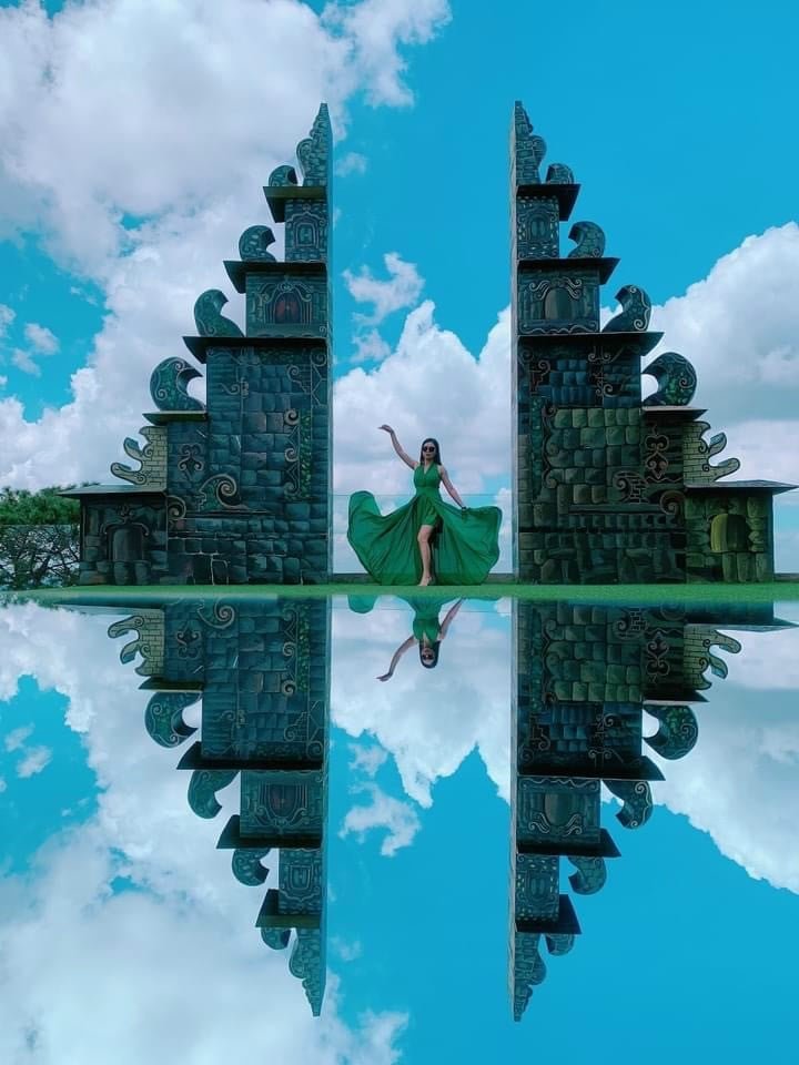 Du thuyền Queen cruise tham quan Hạ Long 1 ngày 8 Check in cổng trời trên du thuyền 5 sao 8 tiếng