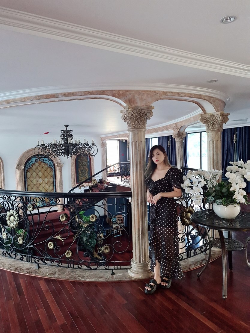 Du thuyền Le Theatre cruise 5 sao Lan Hạ