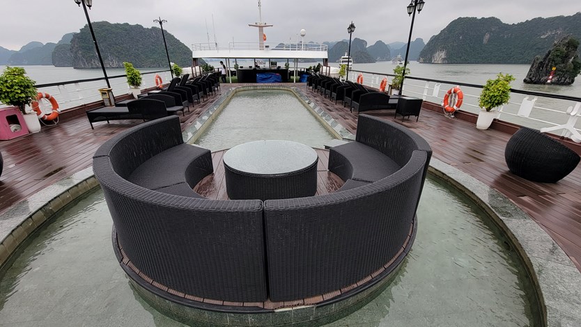 Du thuyền Le Theatre cruise 5 sao Lan Hạ