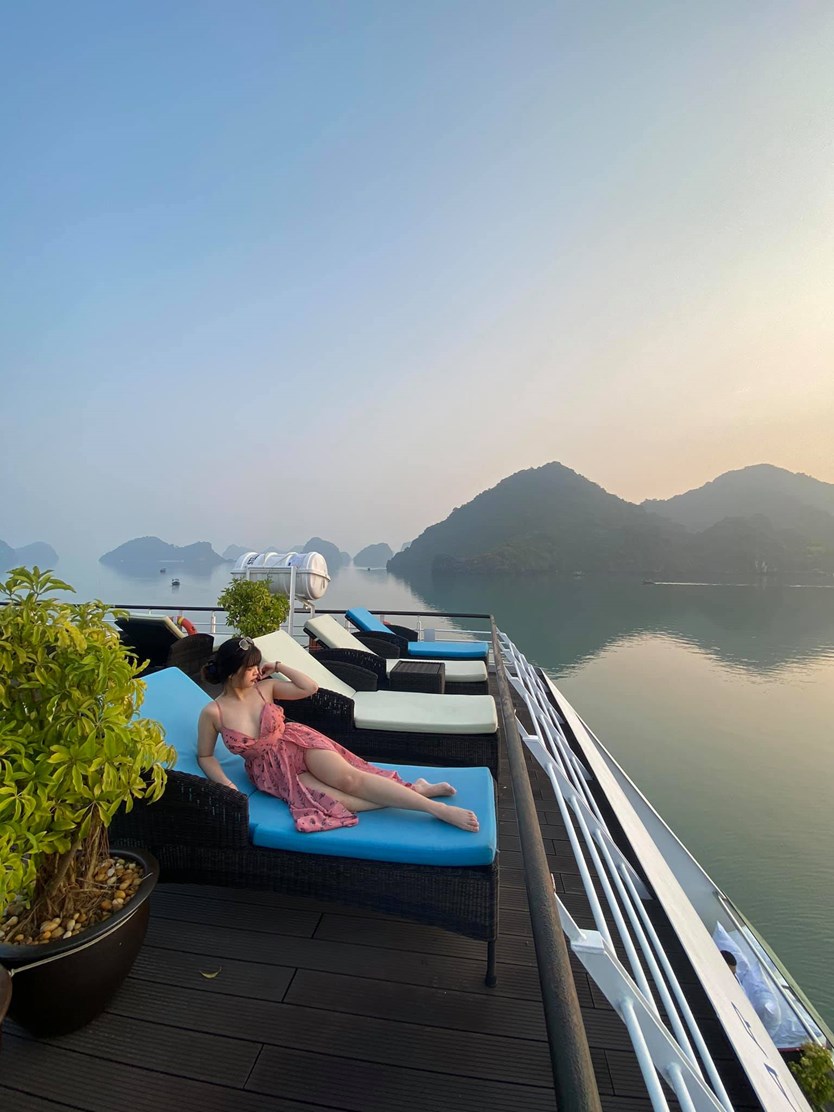 Du thuyền Stellar of the Seas chuẩn 5 sao