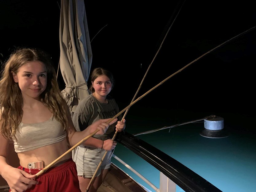 Du thuyền Le Theatre cruise 5 sao Lan Hạ