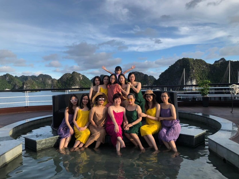 Du thuyền Le Theatre cruise 5 sao Lan Hạ