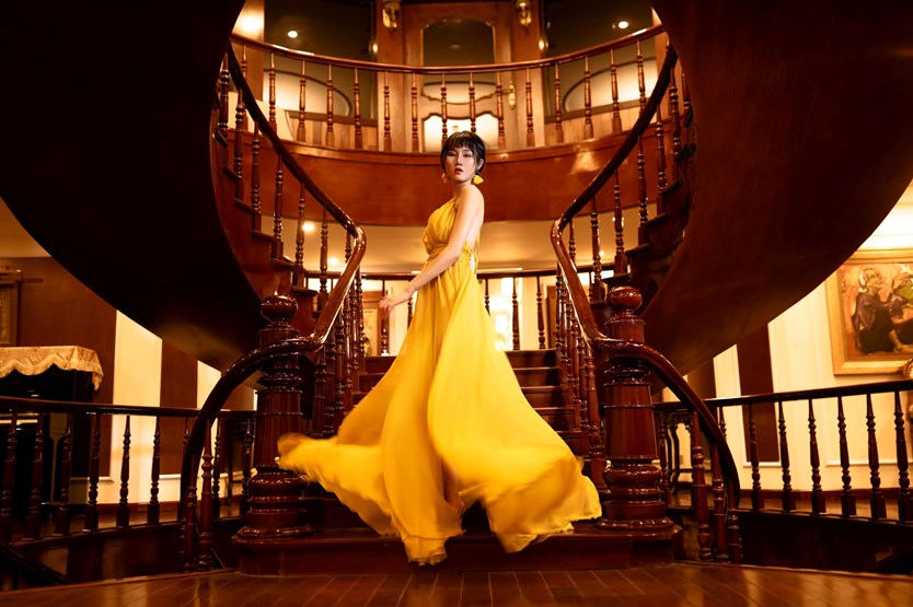 Du thuyền Emperor Hạ Long 5* chỉ với 10 phòng