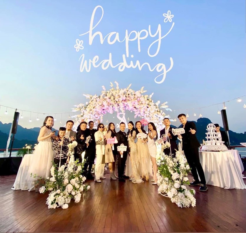 Du thuyền Orchid Trendy cruise 5 sao vịnh Lan Hạ