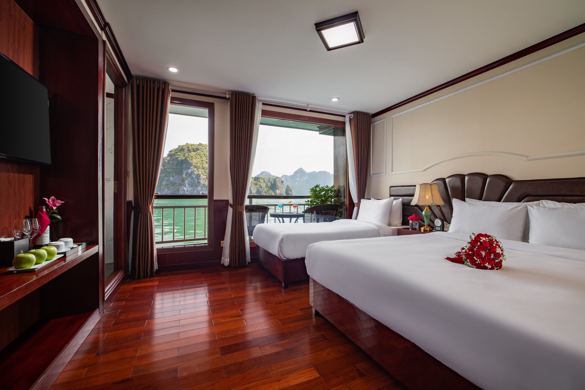 Du thuyền Dora cruise 5 sao vịnh Lan Hạ 9 Phòng Junior TPL du thuyền Dora cruise