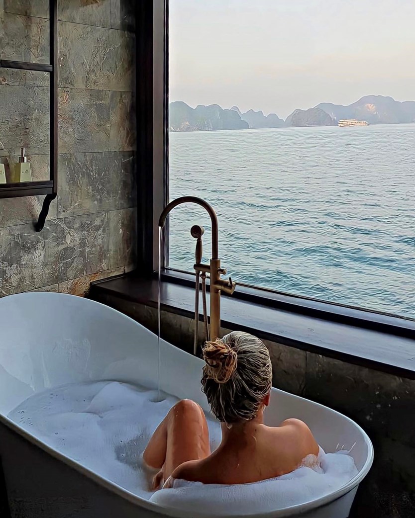 Du thuyền Orchid Trendy cruise 5 sao vịnh Lan Hạ