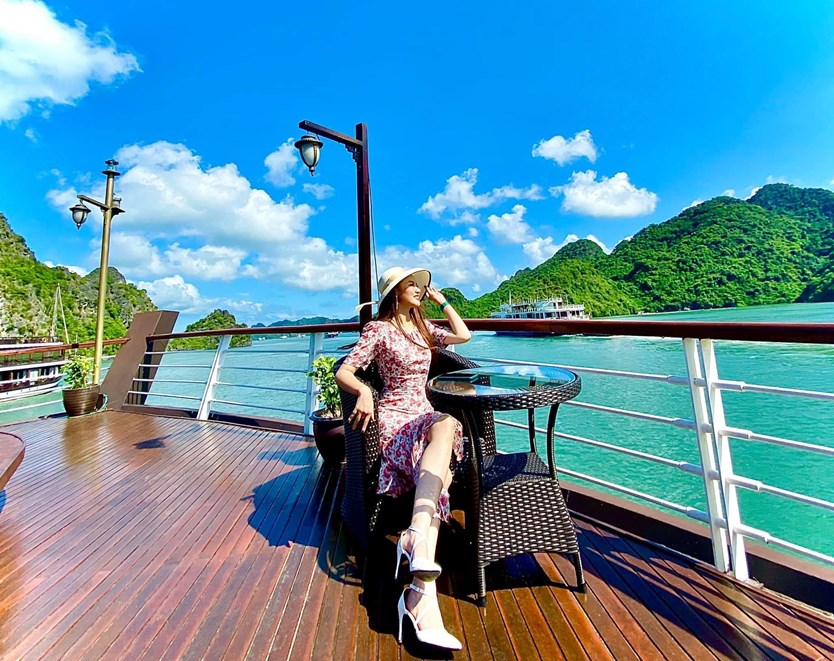 Du thuyền Orchid Trendy cruise 5 sao vịnh Lan Hạ