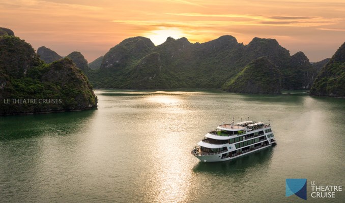 Du thuyền Le Theatre cruise 5 sao Lan Hạ