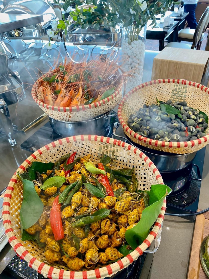 Du thuyền nhà hàng Paradise Delight Hạ Long