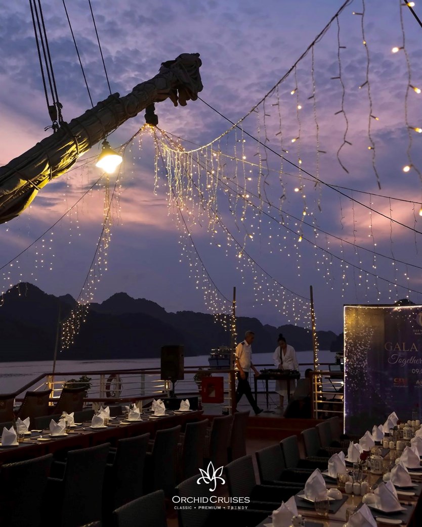 Du thuyền Orchid Trendy cruise 5 sao vịnh Lan Hạ
