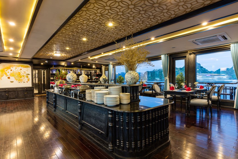 Du thuyền La Regina Grand 5 sao vịnh Lan Hạ