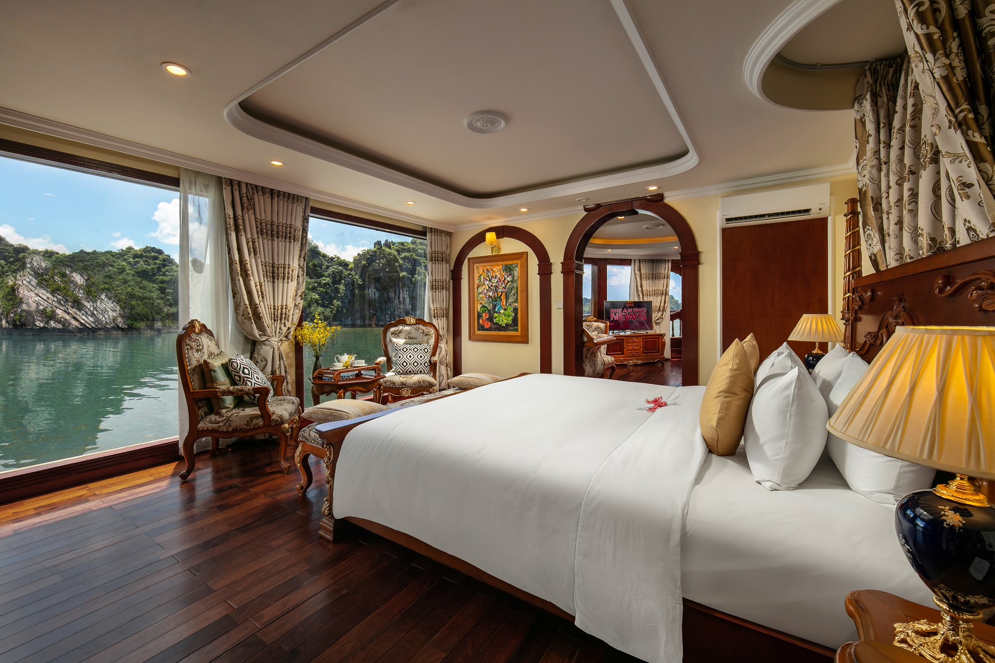 Du thuyền Emperor Hạ Long 5* chỉ với 10 phòng 12 Phòng King Suites du thuyền Hoàng đế Emperor cruise Hạ Long