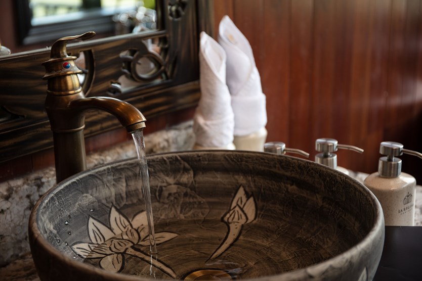 Du thuyền La Regina Grand 5 sao vịnh Lan Hạ