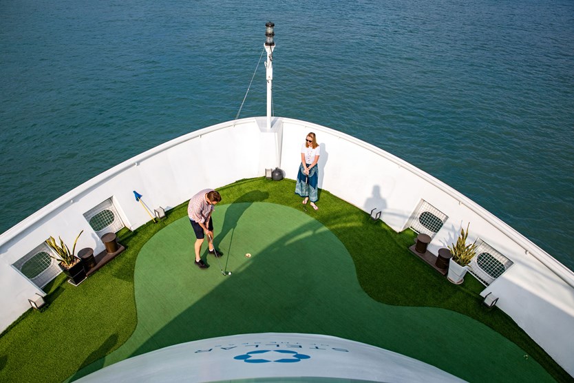 Du thuyền Stellar of the Seas chuẩn 5 sao