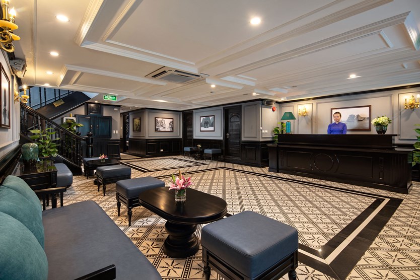 Du thuyền Doris cruise 5 sao vịnh Lan Hạ