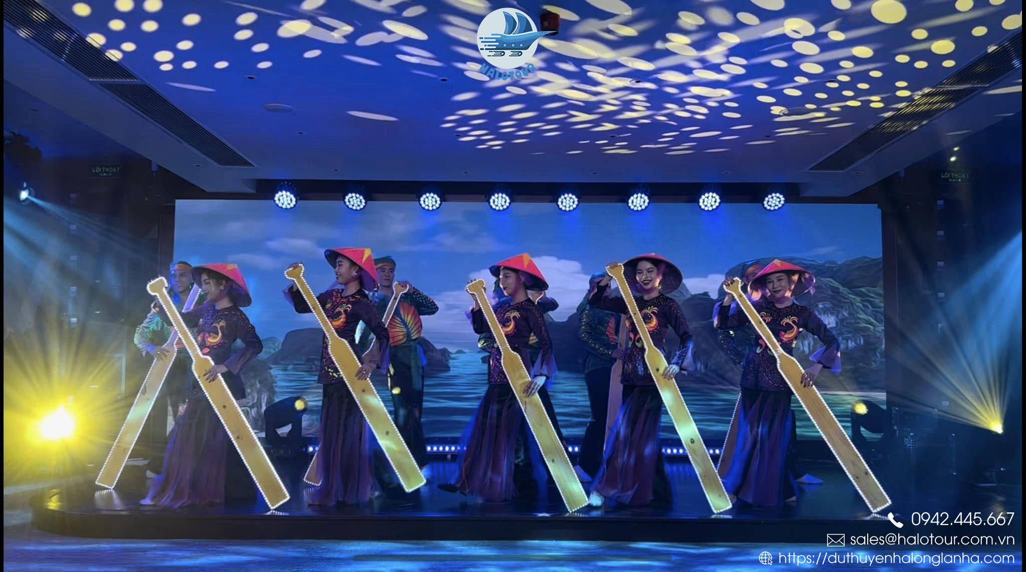 Show diễn thực cảnh trên du thuyền lần đầu tiên xuất hiện ở Việt Nam