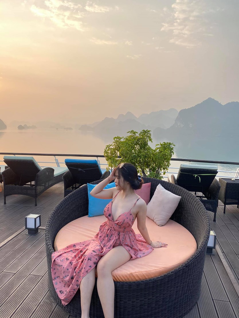 Du thuyền Stellar of the Seas chuẩn 5 sao