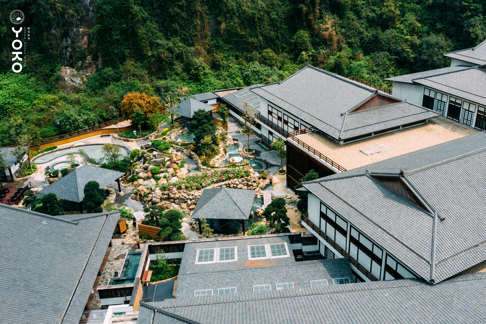 Tắm khoáng Onsen Quảng Ninh tất tần tật 13 Toàn cảnh khu public tắm khoáng nóng tại Yoko Onsen Quang Hanh, Quảng Ninh