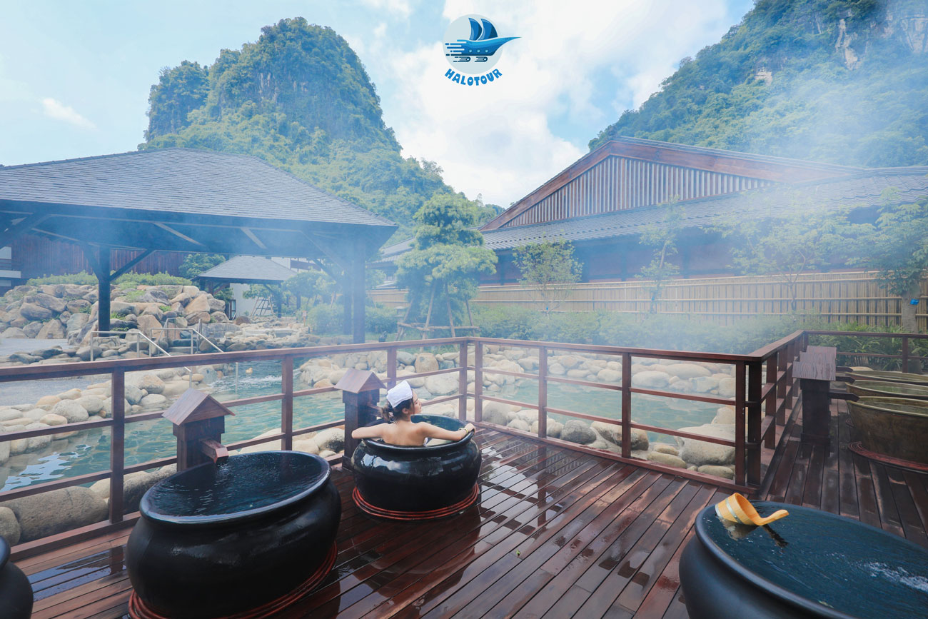 Tắm khoáng Onsen Quảng Ninh tất tần tật 15 Bể tắm chum theo phong cách Nhật Bản được nhiều người yêu thích khi đến với khu nghỉ dưỡng Yoko Onsen