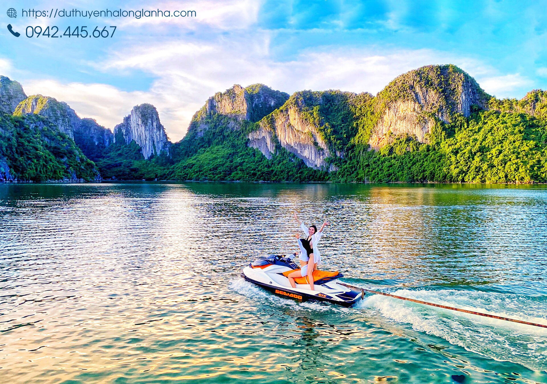 Du thuyền cá nhân hạng sang cho thuê tại Hạ Long 43 Đi xe máy nước ở vùng biển hoang vắng không có người giữa vịnh Hạ Long vô cùng thú vị