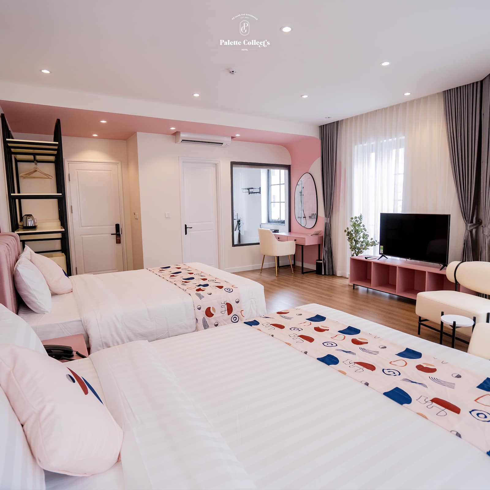 Khách sạn 3* Hạ Long siêu xinh Palette Collect's 15 Nội thất dễ thương với tông màu hồng của Phòng Family 201 Rose khách sạn 3* Palette Collect's Boutique hotel Hạ Long