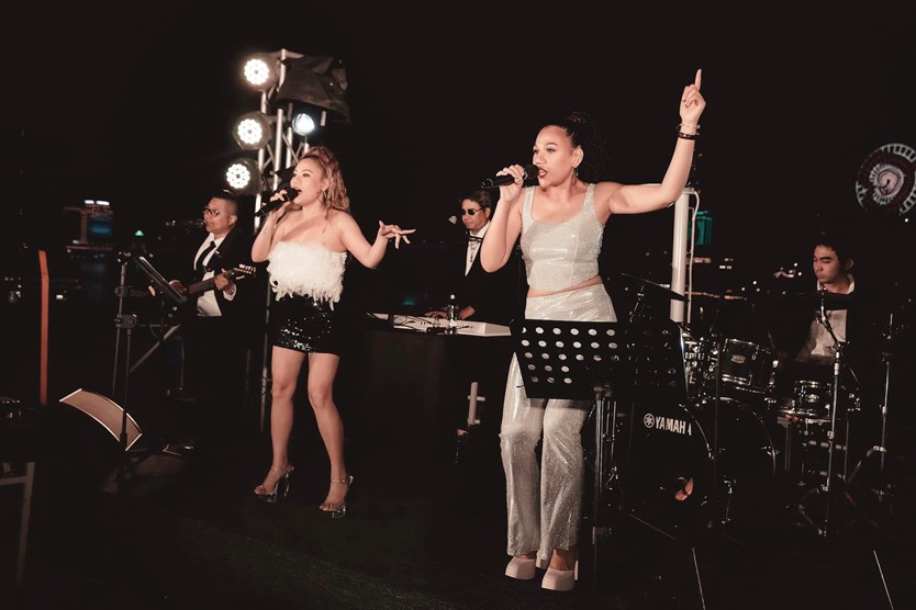 Du thuyền ăn tối 5 sao Ambassador Dinner cruise