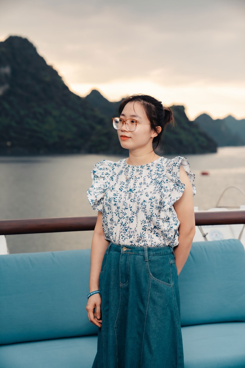 Du thuyền Ambassador Signature 5 sao vịnh Lan Hạ