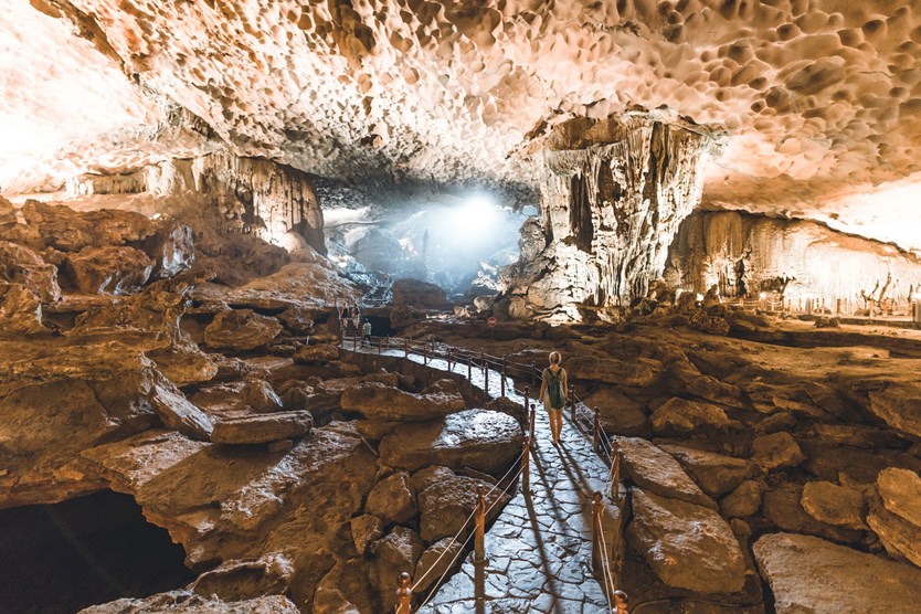 Du thuyền 5 sao Indochine Premium vịnh Hạ Long