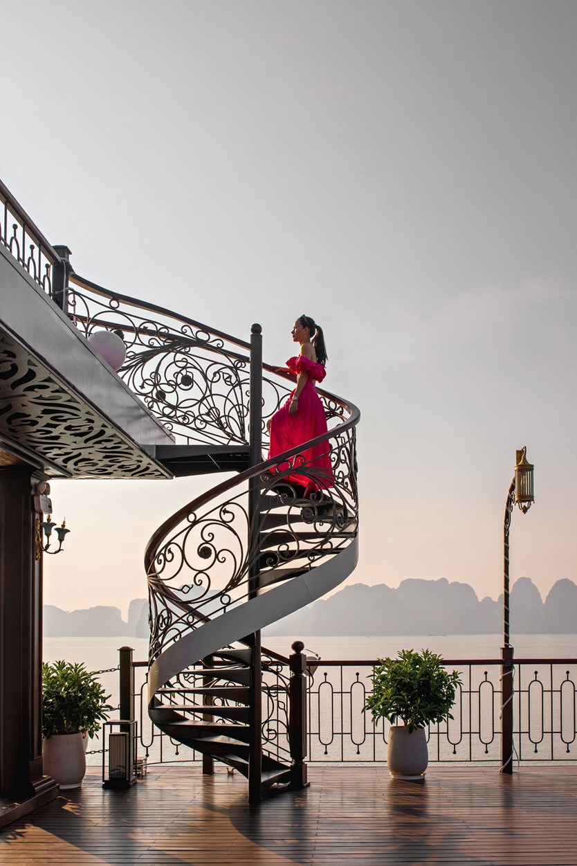 Du thuyền 5 sao Indochine Premium vịnh Hạ Long