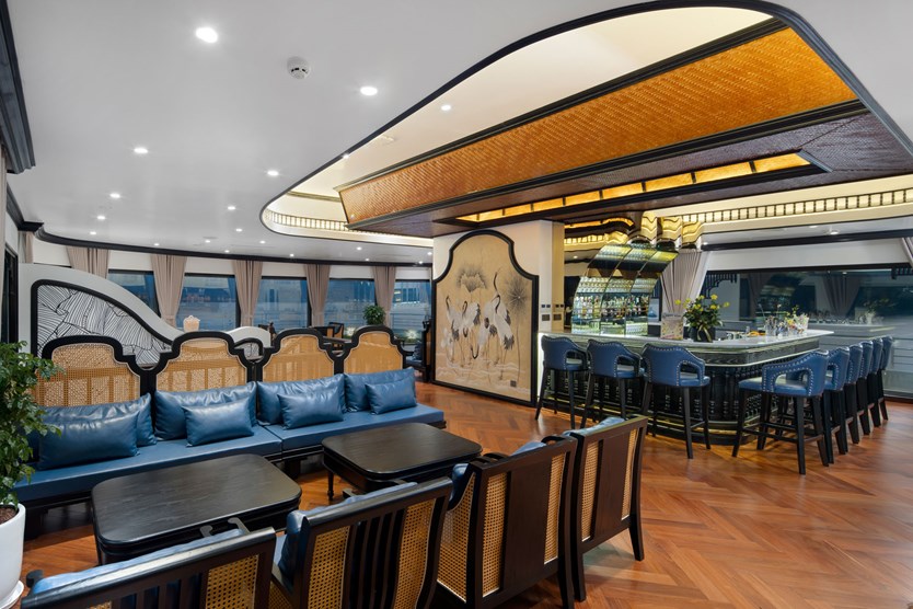 Du thuyền Catherine cruise Hạ Long đẳng cấp 6 sao