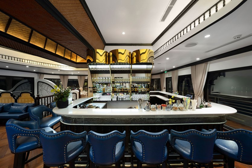 Du thuyền Catherine cruise Hạ Long đẳng cấp 6 sao