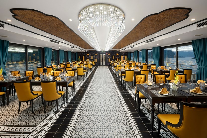 Du thuyền Catherine cruise Hạ Long đẳng cấp 6 sao