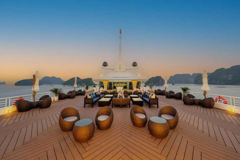 Du thuyền Catherine cruise Hạ Long đẳng cấp 6 sao