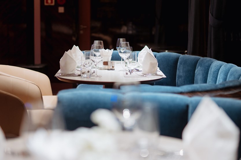 Saquila Yacht – Du thuyền ăn tối đẳng cấp 5 sao