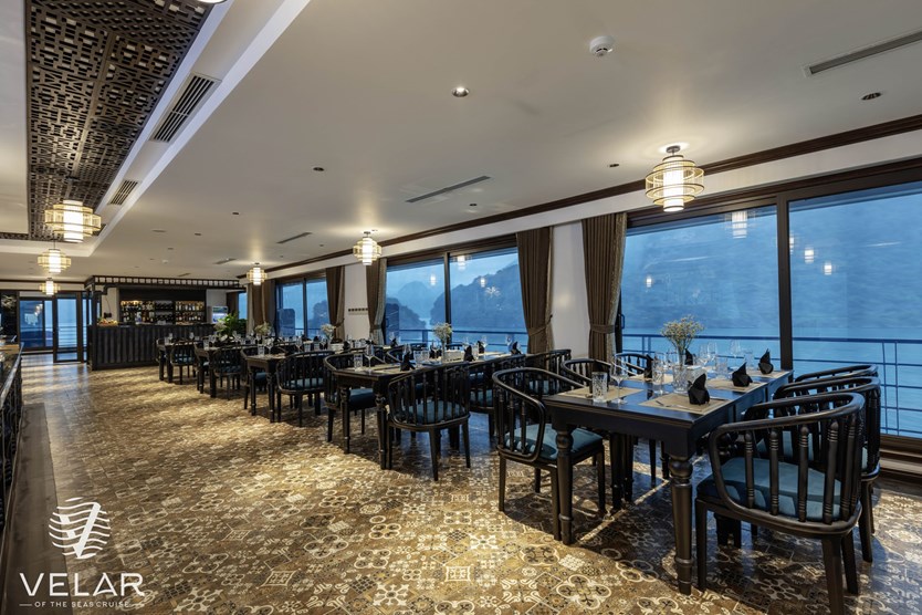 Du thuyền Velar Of The Seas 5 sao Vịnh Lan Hạ