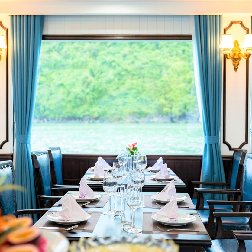 Du thuyền V-Dream 6 tiếng thăm Vịnh Hạ Long