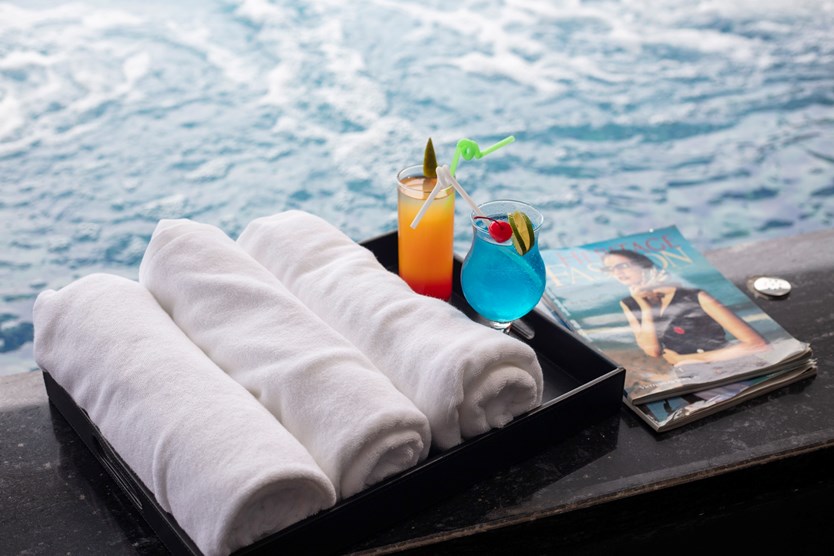 Du thuyền Velar Of The Seas 5 sao Vịnh Lan Hạ