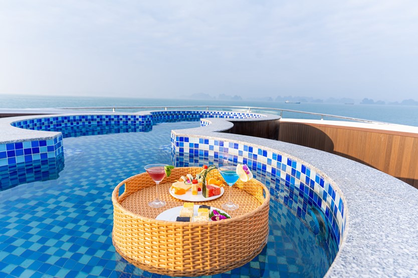 Du thuyền Ha Long Symphony tour Hạ Long 7h trong ngày