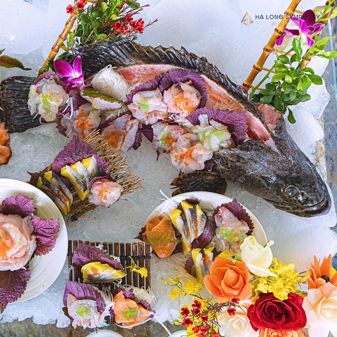 Cá song là một loại hải sản nổi tiếng của vùng biển Hạ Long mà du khách nhất định nên thử một lần