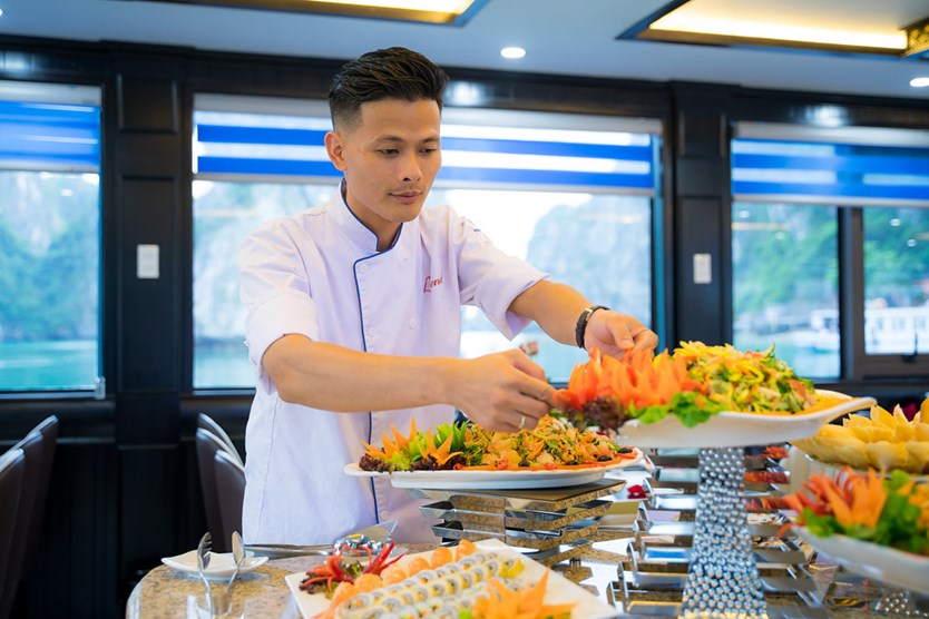 Du thuyền Vera Cruise 7 tiếng thăm Vịnh Hạ Long