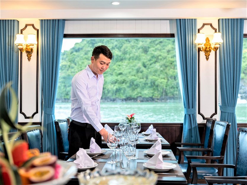 Du thuyền V-Dream 6 tiếng thăm Vịnh Hạ Long