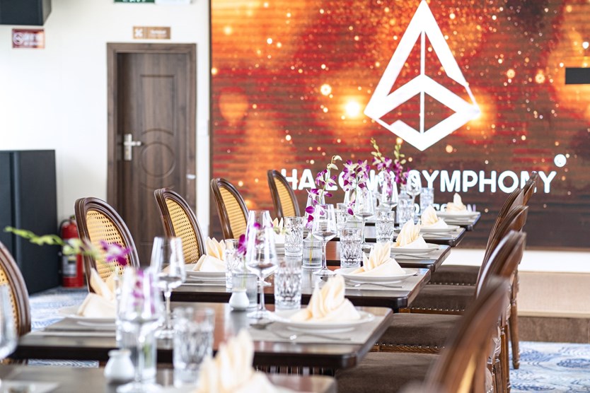 Du thuyền Ha Long Symphony tour Hạ Long 7h trong ngày