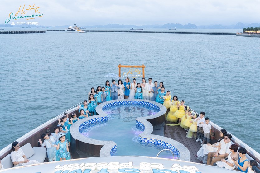 Du thuyền Ha Long Symphony tour Hạ Long 7h trong ngày