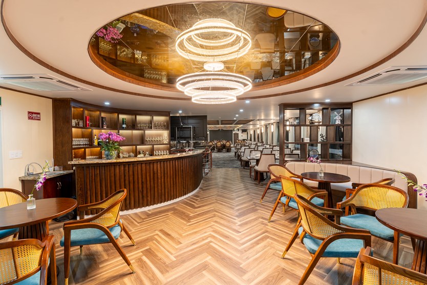 Du thuyền Ha Long Symphony tour Hạ Long 7h trong ngày