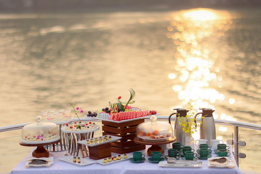 Du thuyền Ha Long Symphony tour Hạ Long 7h trong ngày